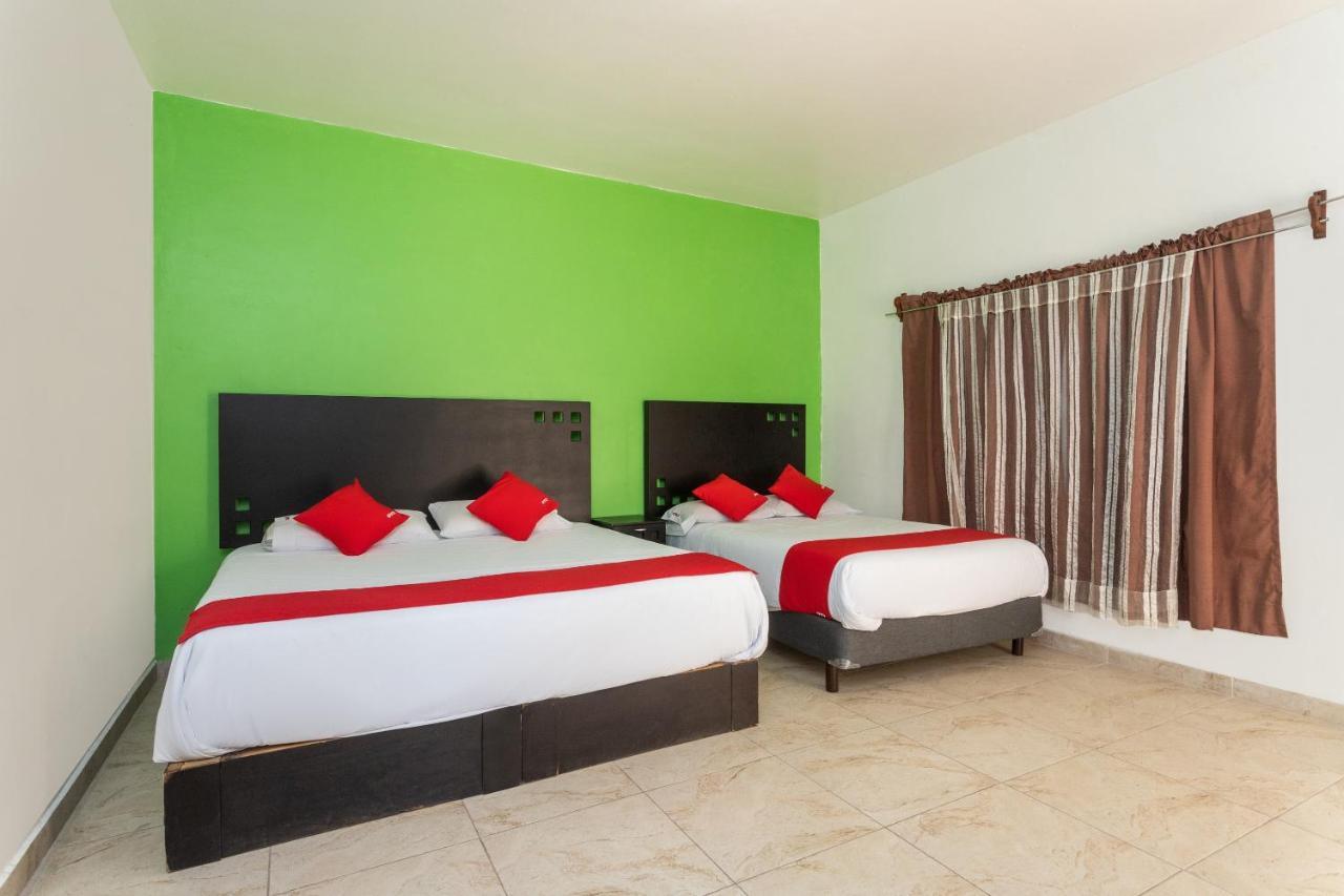 Oyo Hotel Emperadores Inn, אטליסקו מראה חיצוני תמונה