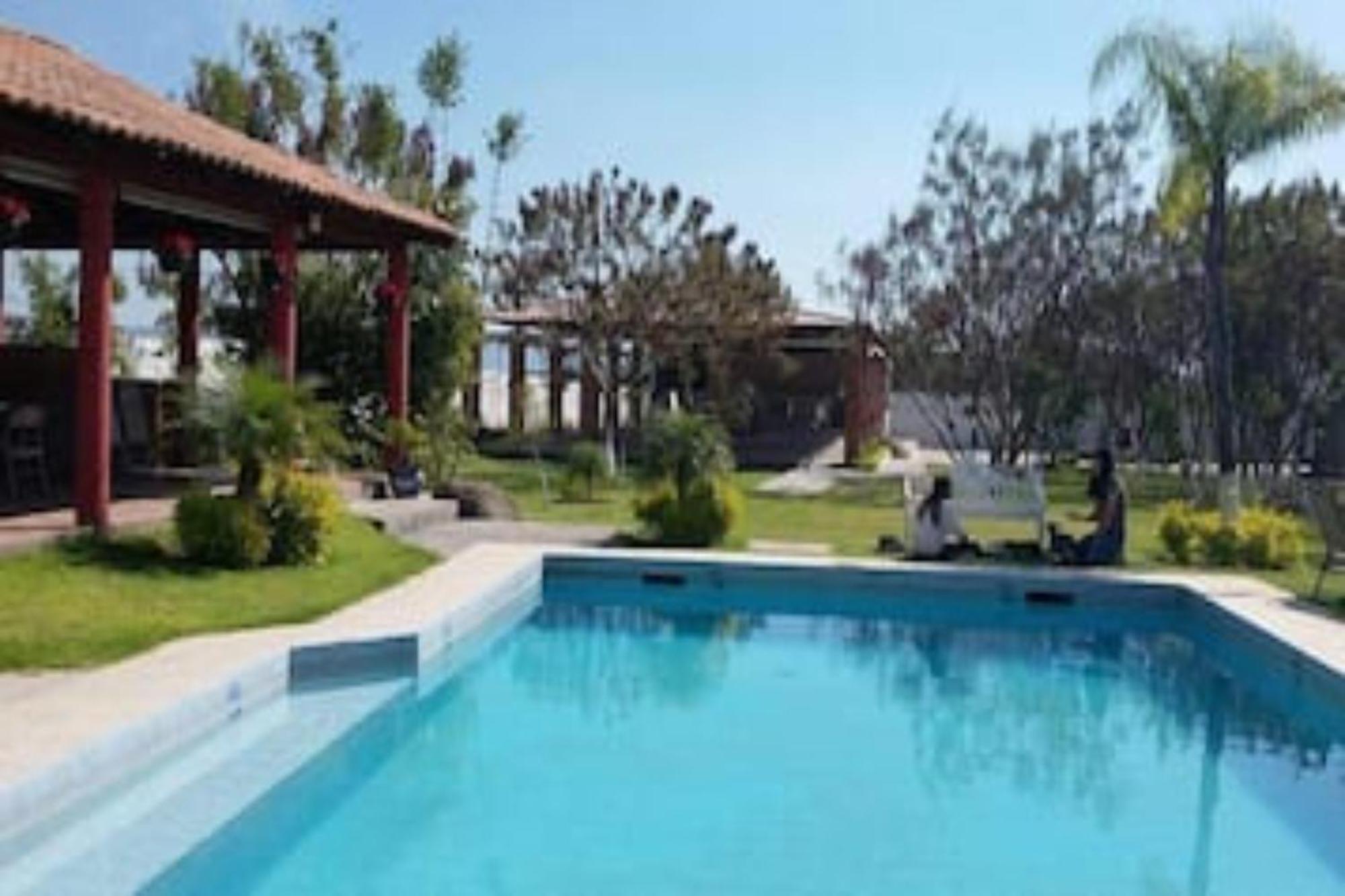 Oyo Hotel Emperadores Inn, אטליסקו מראה חיצוני תמונה